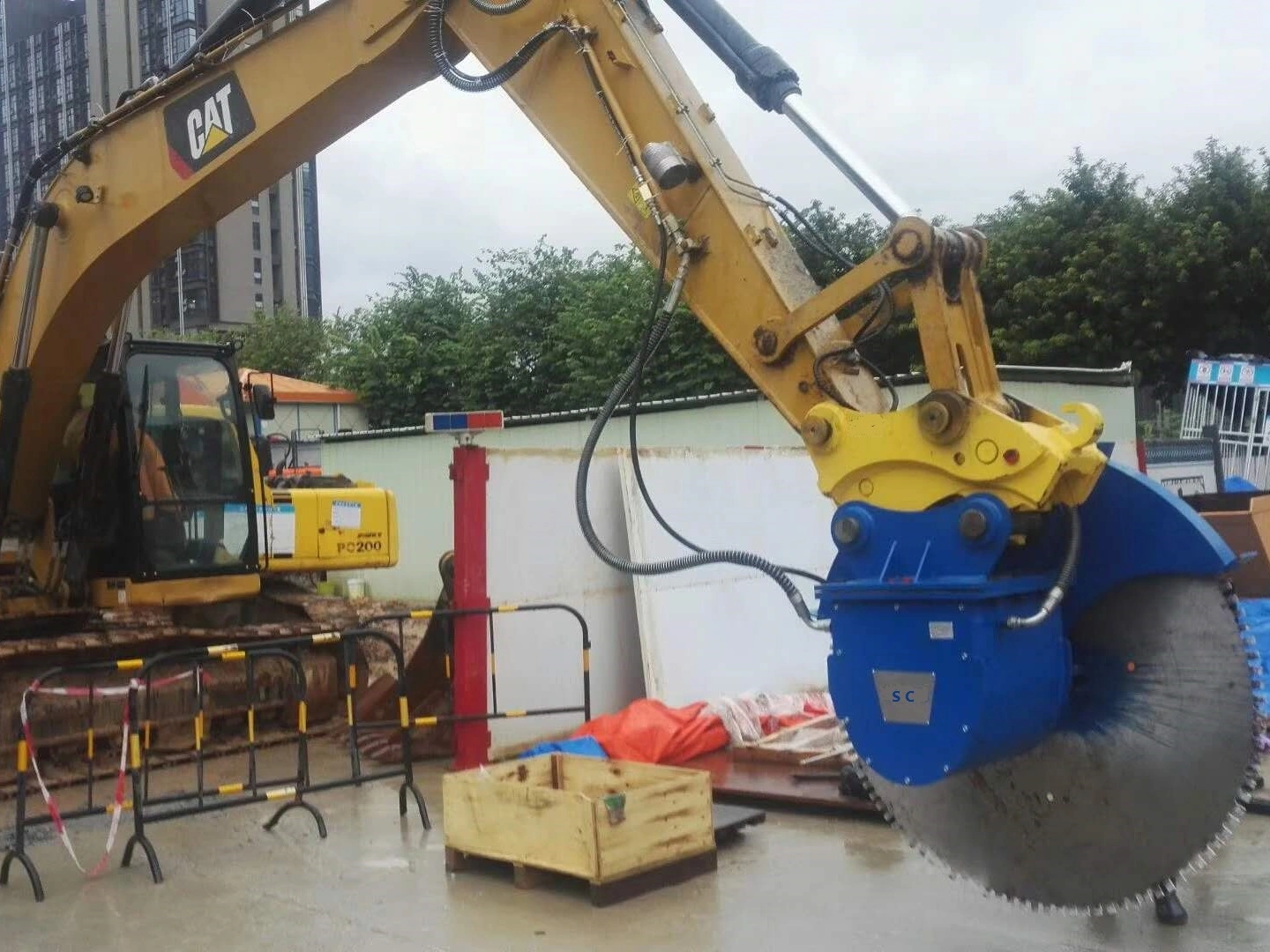 rock saw attachment for excavator