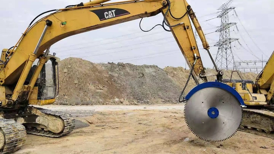 Durability of CAT Attachments for Excavators From SC